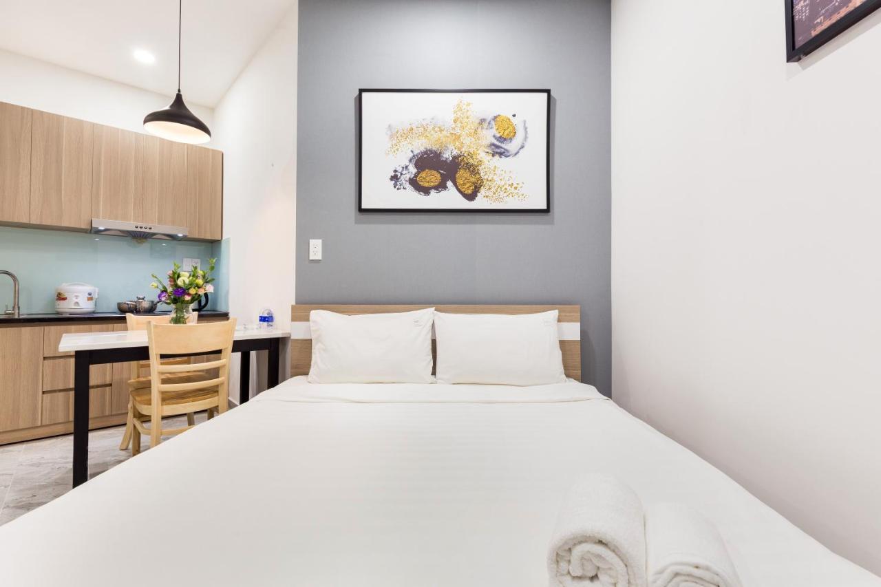 Yours Studio Airport Hotel Cidade de Ho Chi Minh Exterior foto