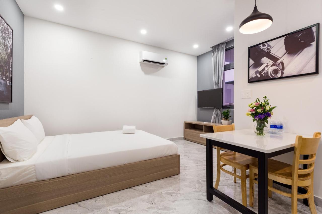 Yours Studio Airport Hotel Cidade de Ho Chi Minh Exterior foto